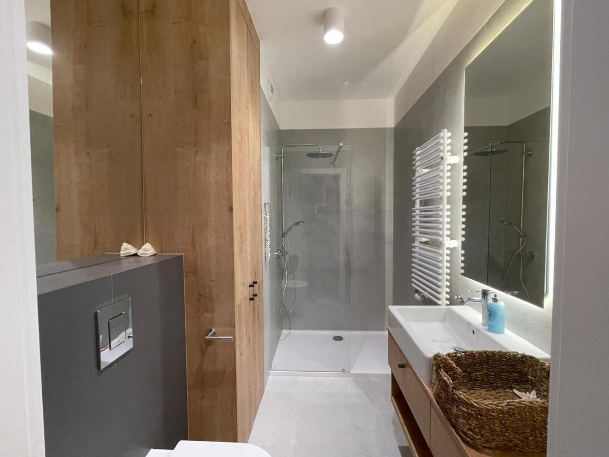 Apartament Morski Widok Nautic Park 51 Darlowko Esterno foto