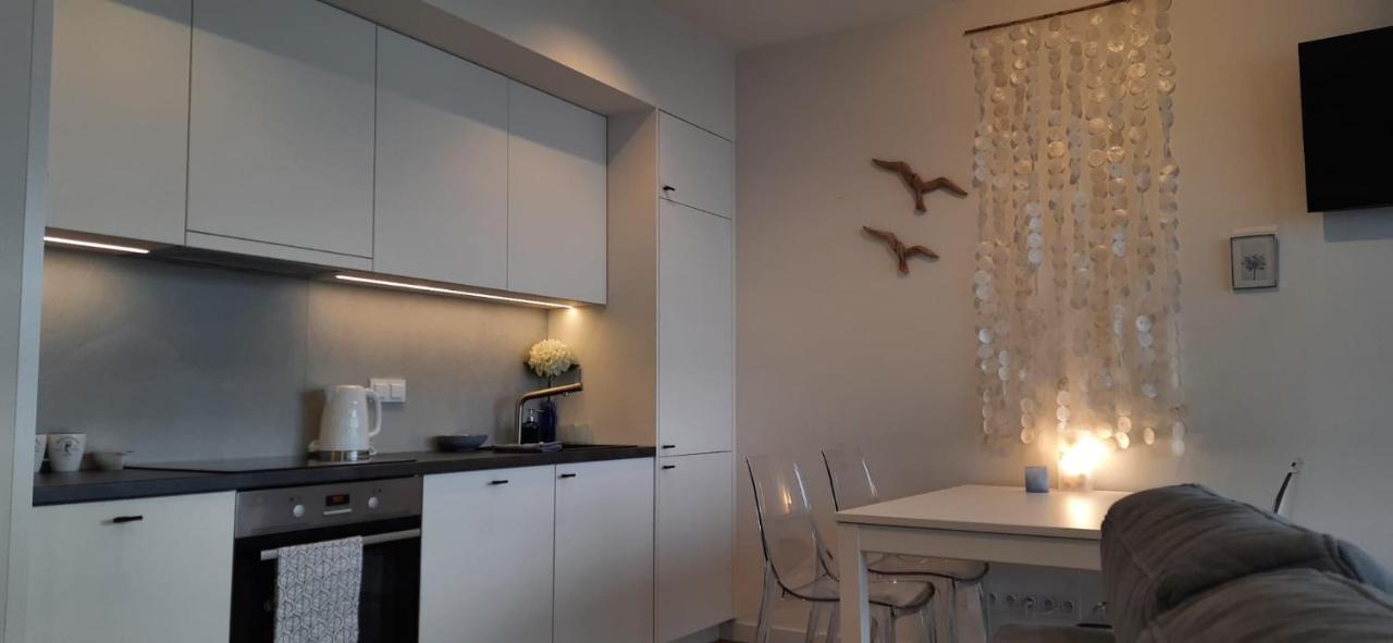 Apartament Morski Widok Nautic Park 51 Darlowko Esterno foto