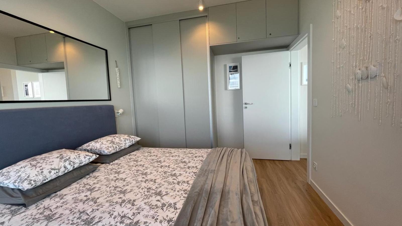 Apartament Morski Widok Nautic Park 51 Darlowko Esterno foto